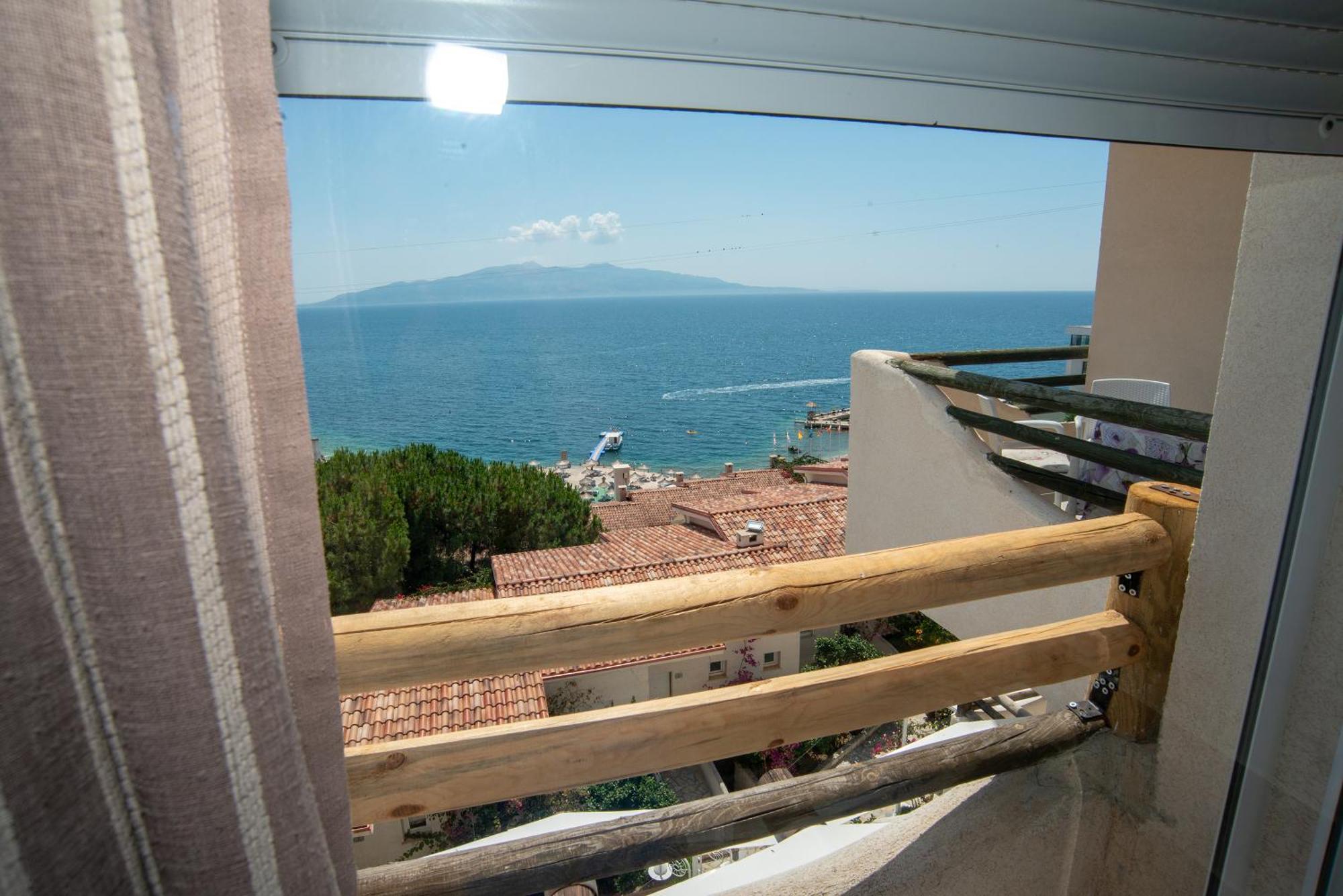 Bougainville Bay Apartment